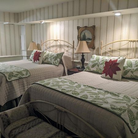 The Richard Johnston Inn & 1890 Caroline House フレデリックスバーグ エクステリア 写真