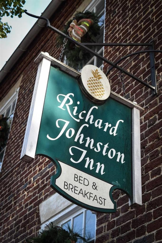 The Richard Johnston Inn & 1890 Caroline House フレデリックスバーグ エクステリア 写真