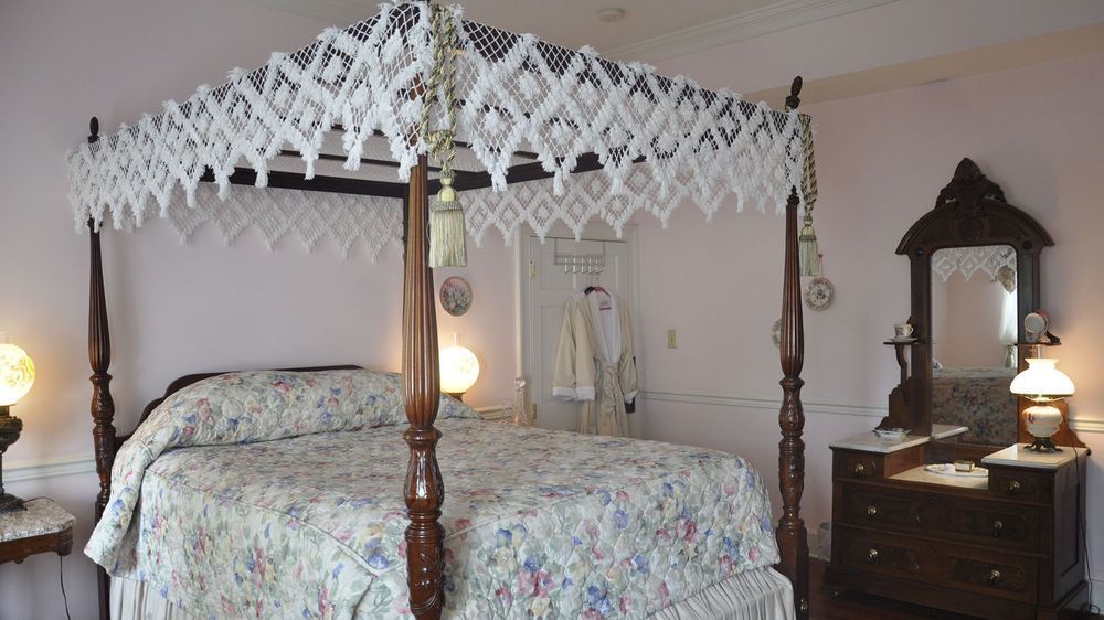 The Richard Johnston Inn & 1890 Caroline House フレデリックスバーグ エクステリア 写真